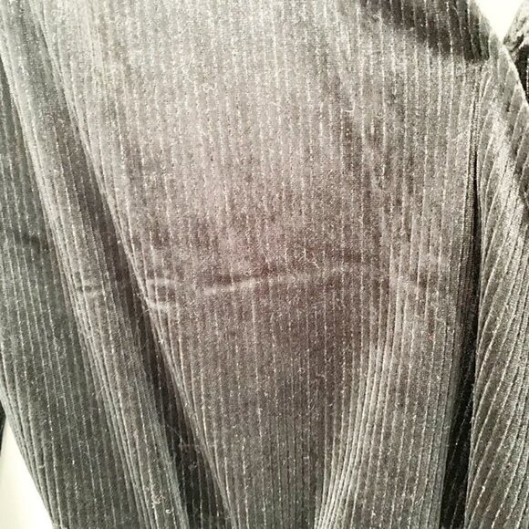 NEW Wild Fable black velvet long sleeve cross front shorts romper - Small - Picture 2 of 9